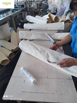 De Filterkokers van 500GSM Aramid Nomex met SS Ring And High Temperature Glue